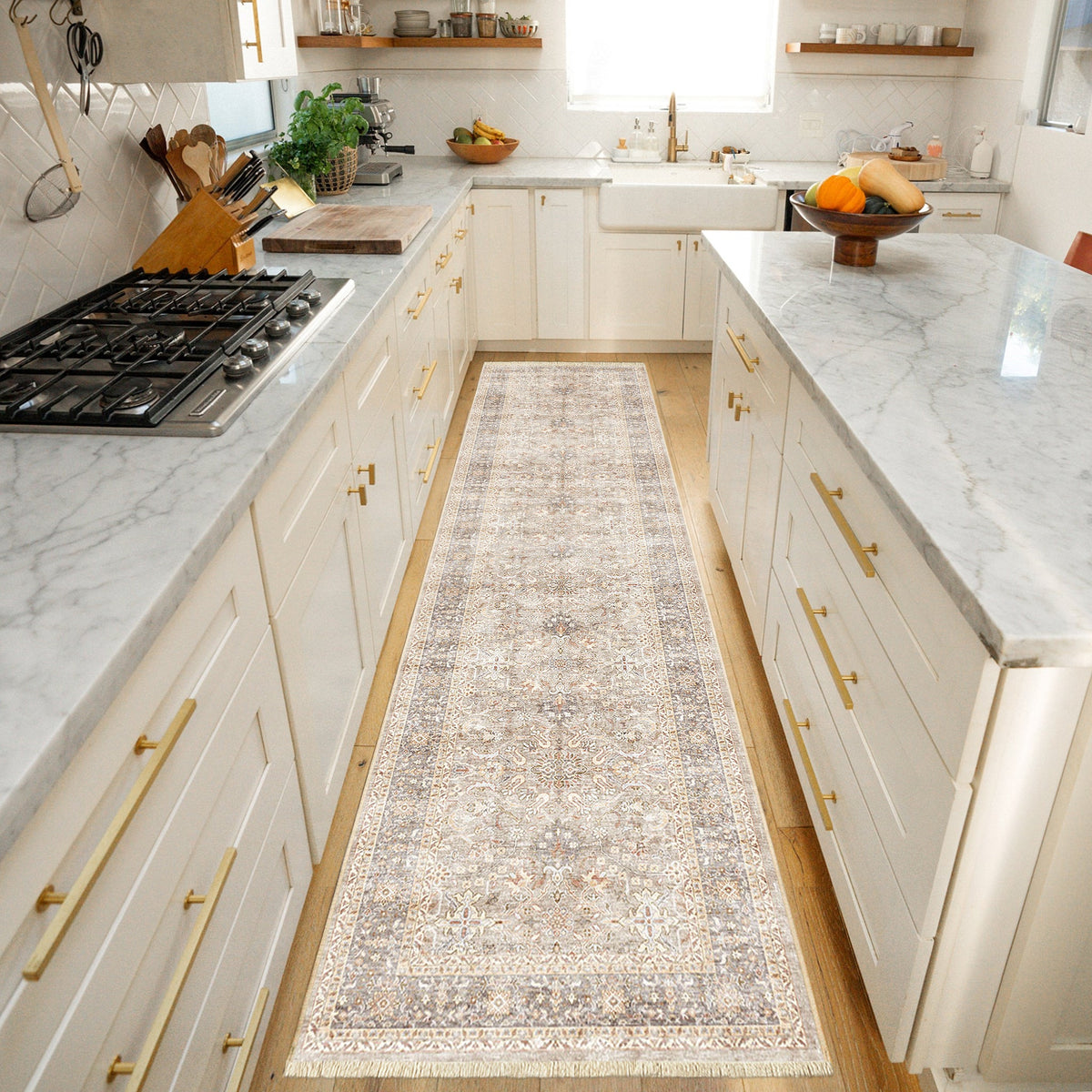 Lisa Rug – Taupe & Multi detail